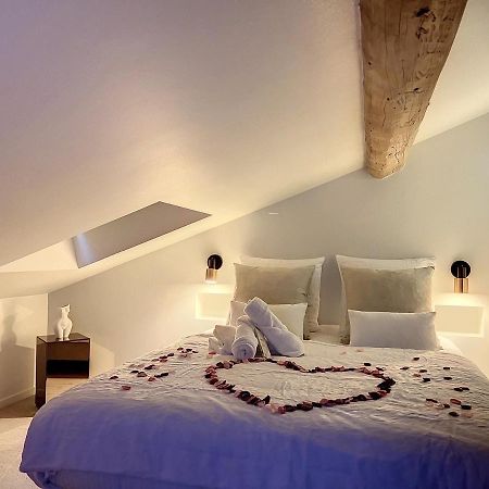 Cocon Blanc Calin Avec Jacuzzi Privatif - Loveroom Insolite سانت إتيان المظهر الخارجي الصورة