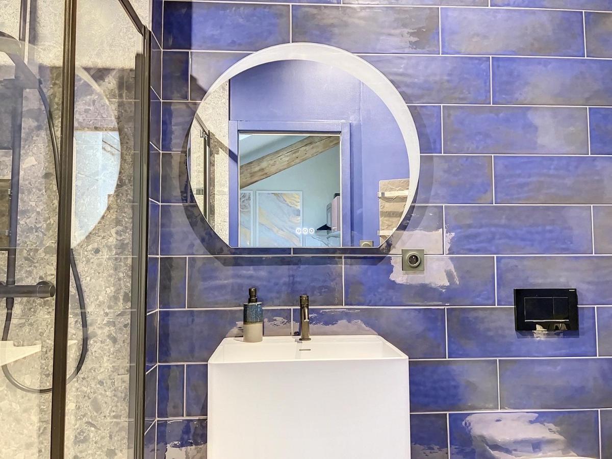 Cocon Blanc Calin Avec Jacuzzi Privatif - Loveroom Insolite سانت إتيان المظهر الخارجي الصورة